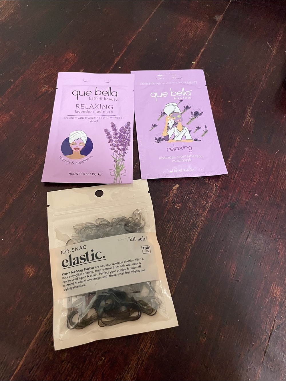 que bella Relaxing Lavender Mud Mask Sachets + Black No-Snag Elastics